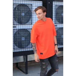 Помаранчева футболка оверсайз